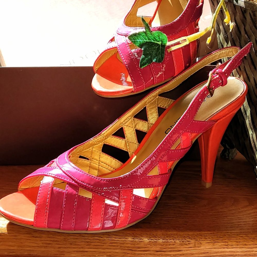 Brandolino Jorkins Peep Toe Slingback Fushia & Pink Cut Out 31/2" Heel s…